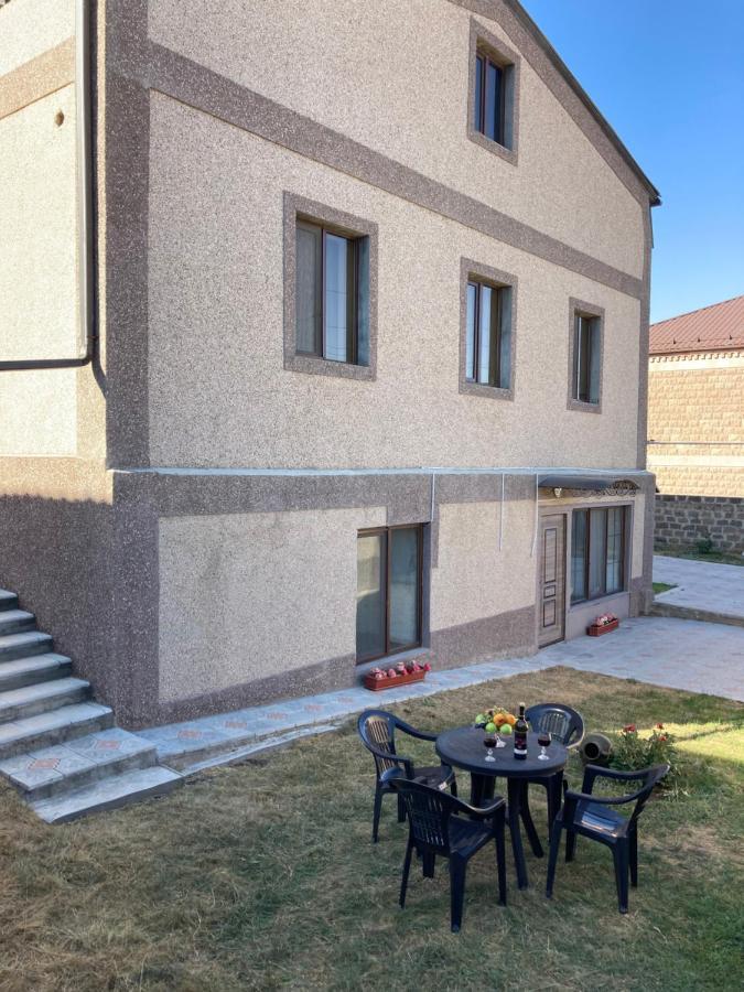 Armen'S Apartment Ереван Экстерьер фото